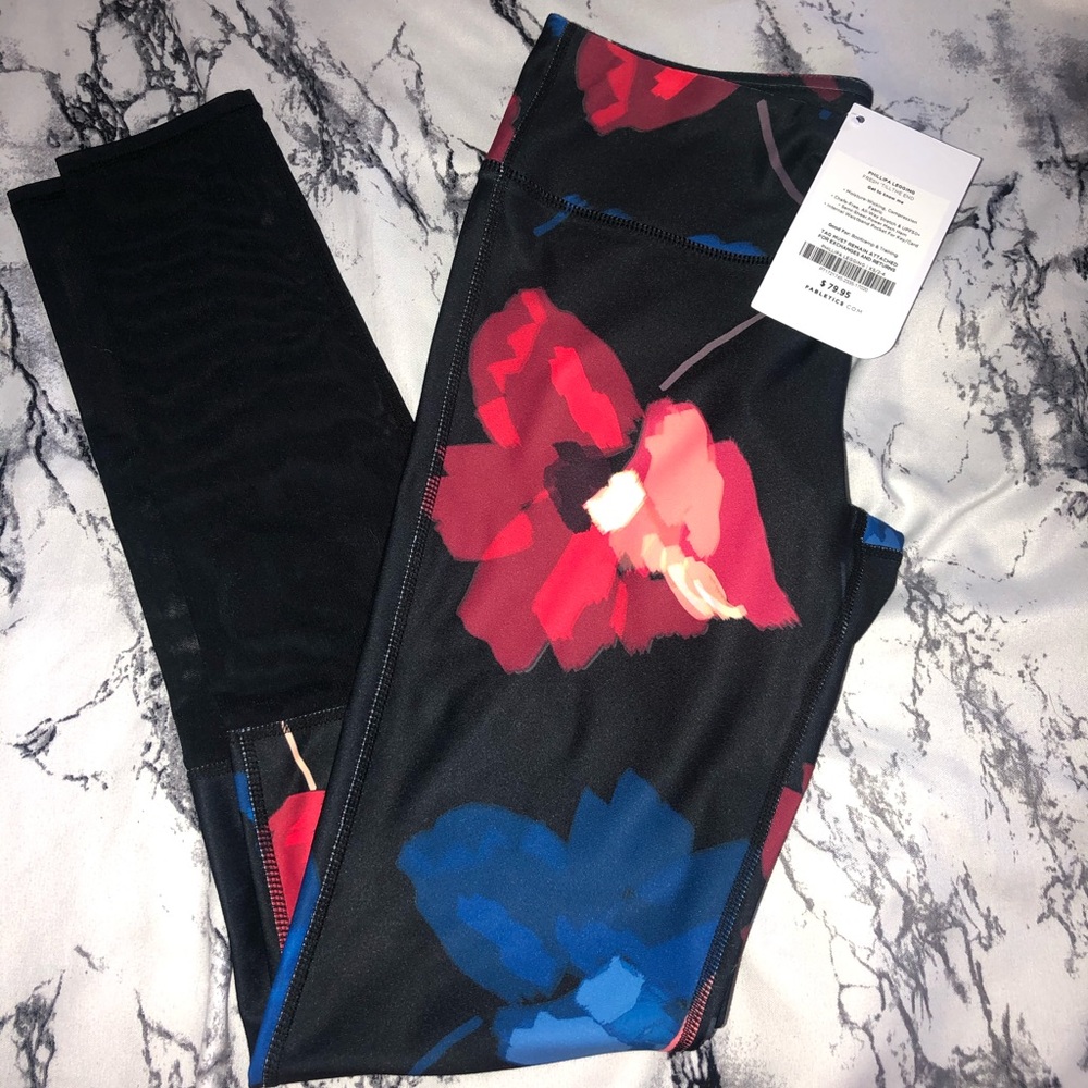 NEW Fabletics leggings